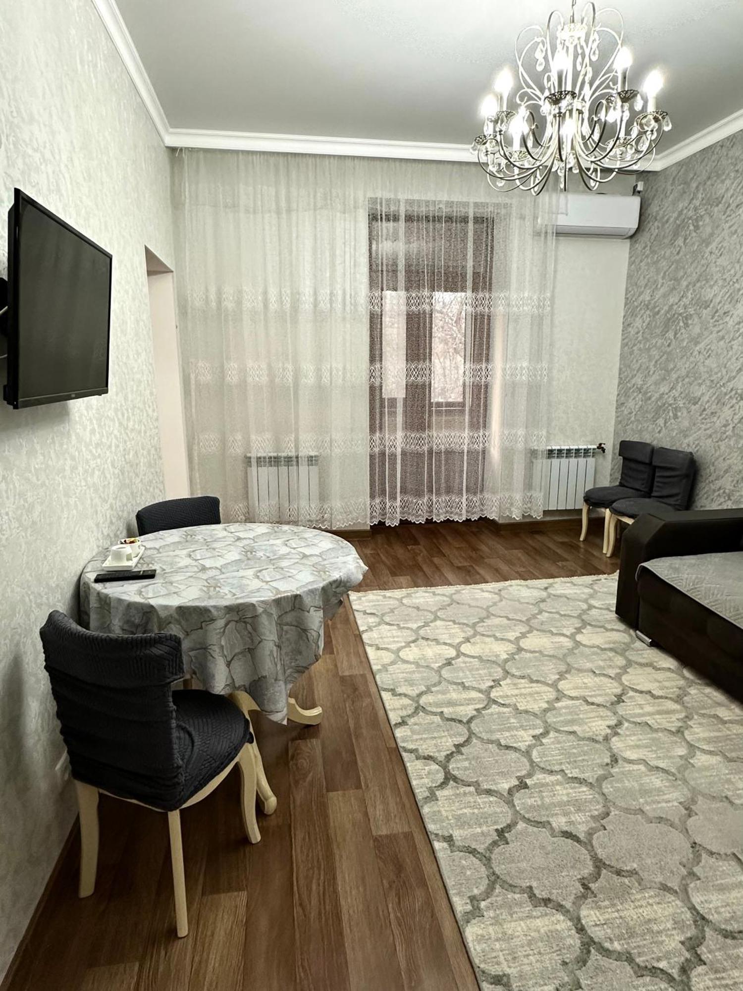 Майлина 10 Аэропорт Apartment Turksib Bagian luar foto